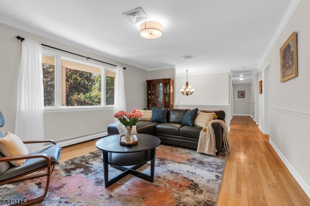 1245 Sunnyfield Ln, Scotch Plains Twp., NJ 07076