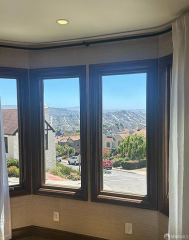 96 Brentwood Avenue, San Francisco, CA 94127