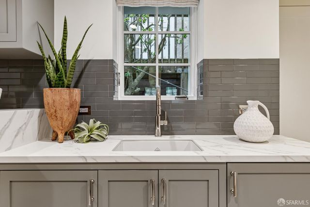96 Brentwood Avenue, San Francisco, CA 94127