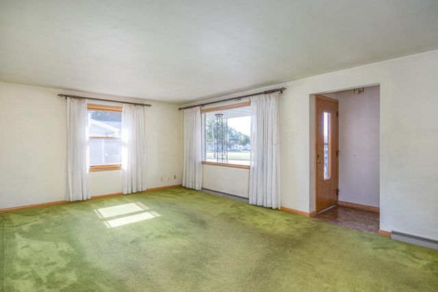 420 W LINDBERGH STREET, Appleton, WI 54911