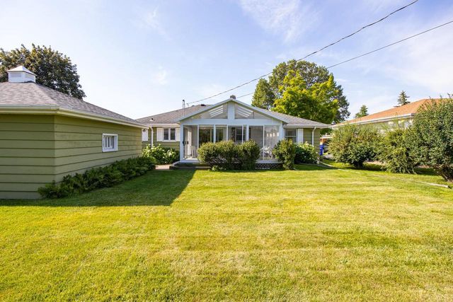 420 W LINDBERGH STREET, Appleton, WI 54911