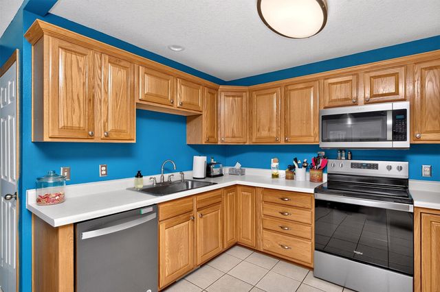 100 SW Hickory Glen, Grimes, IA 50111