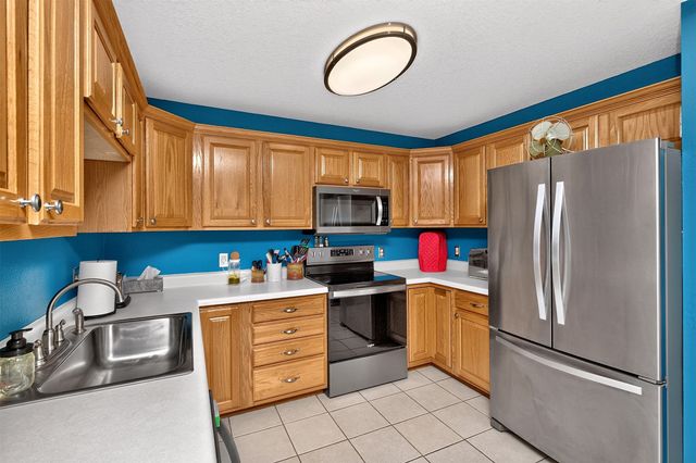 100 SW Hickory Glen, Grimes, IA 50111