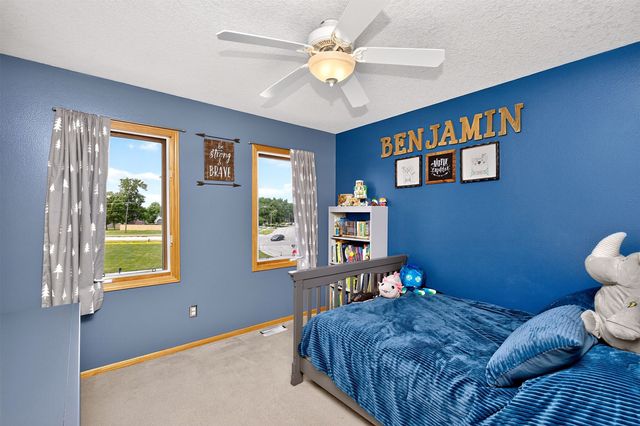 100 SW Hickory Glen, Grimes, IA 50111