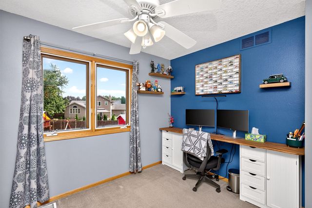 100 SW Hickory Glen, Grimes, IA 50111