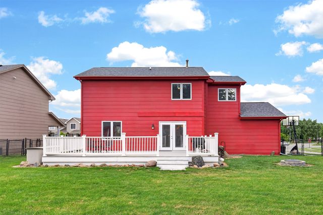 100 SW Hickory Glen, Grimes, IA 50111
