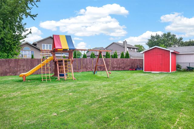 100 SW Hickory Glen, Grimes, IA 50111