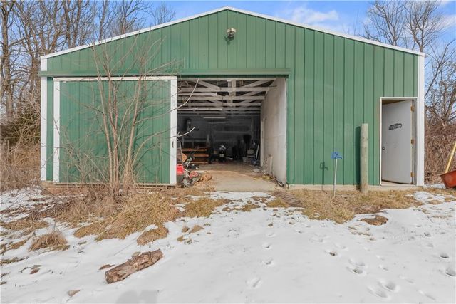 36406 E Old Pink Hill Road, Oak Grove, MO 64075