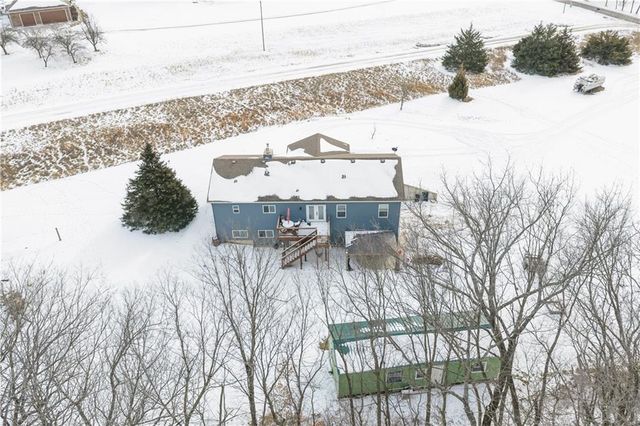 36406 E Old Pink Hill Road, Oak Grove, MO 64075