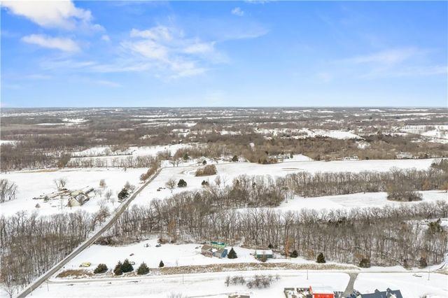 36406 E Old Pink Hill Road, Oak Grove, MO 64075