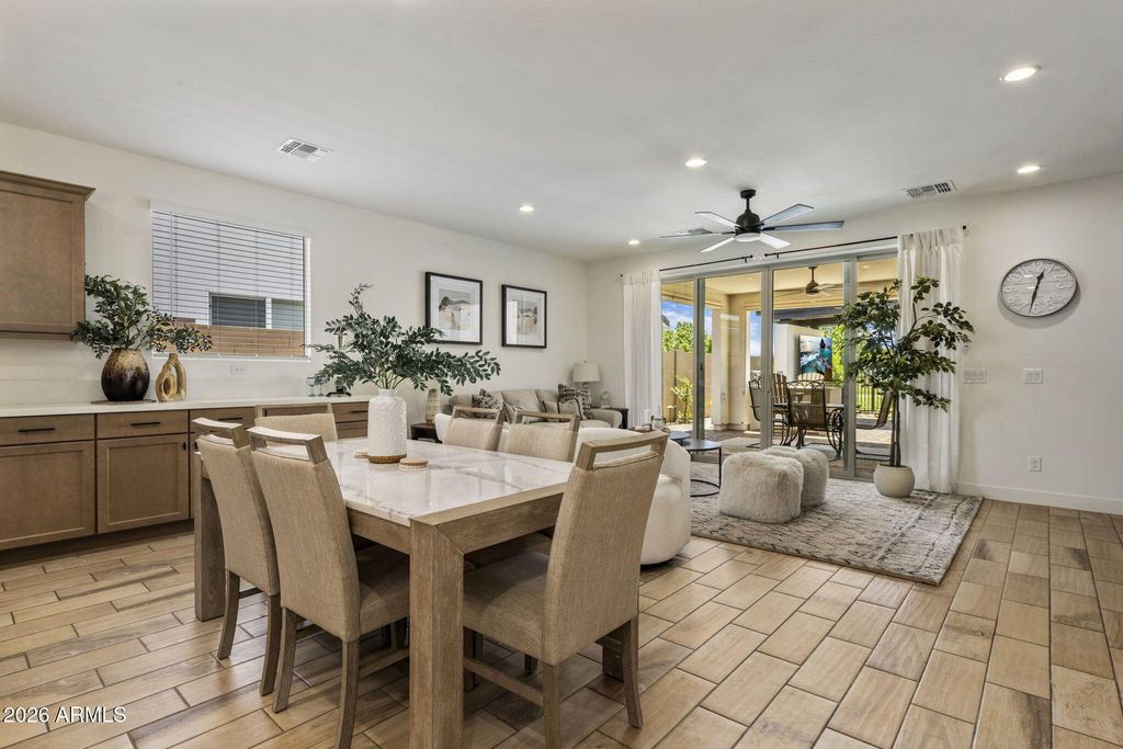 Image 17 of property listing at 17759 W Guthrie Street, Surprise, AZ 85388