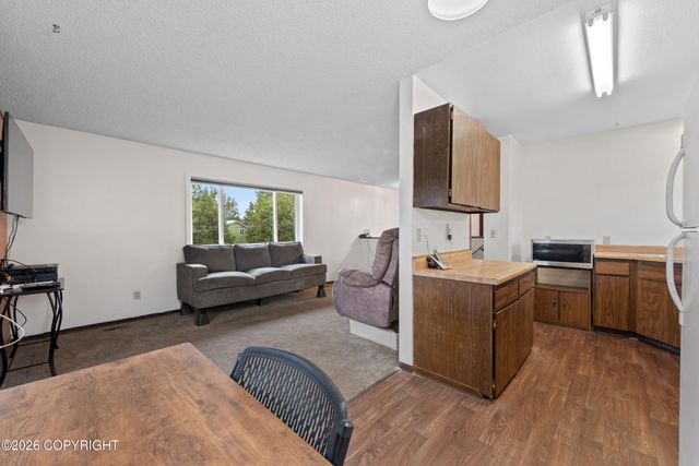 688 E Eklutna Avenue, Palmer, AK 99645