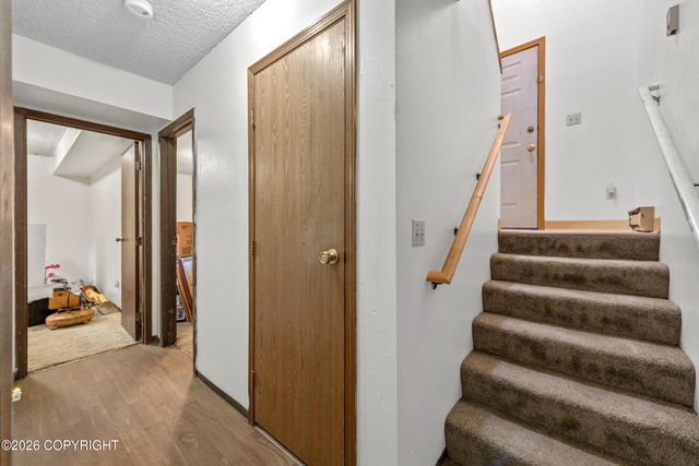 688 E Eklutna Avenue, Palmer, AK 99645