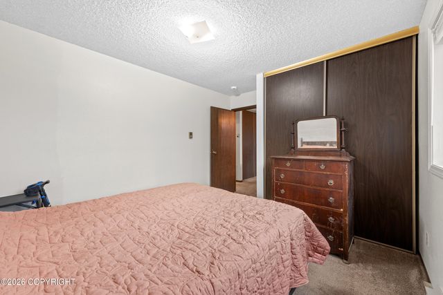 688 E Eklutna Avenue, Palmer, AK 99645