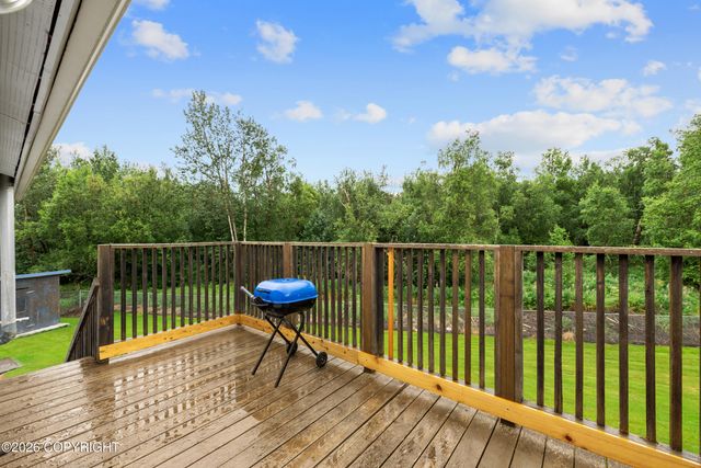688 E Eklutna Avenue, Palmer, AK 99645