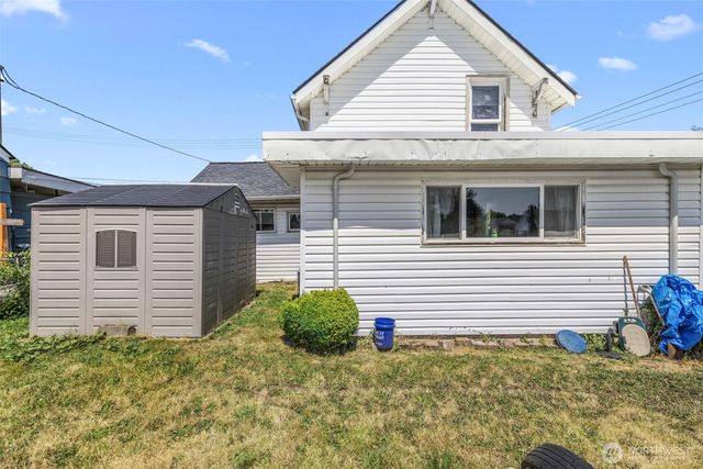 5718 S D Street, Tacoma, WA 98408