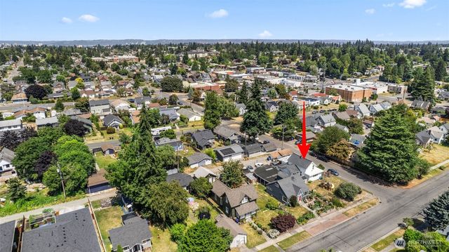 5718 S D Street, Tacoma, WA 98408