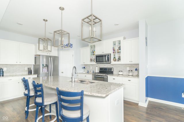 1020 Arthur Court, Greenfield, IN 46140