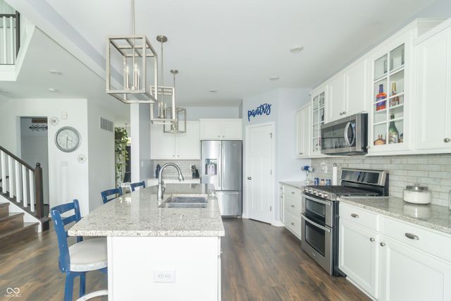 1020 Arthur Court, Greenfield, IN 46140