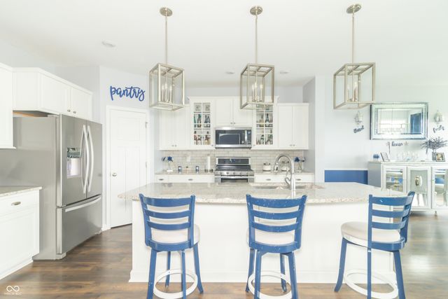 1020 Arthur Court, Greenfield, IN 46140