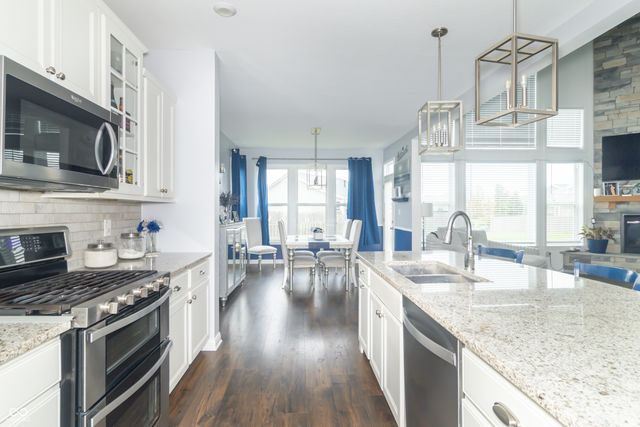 1020 Arthur Court, Greenfield, IN 46140