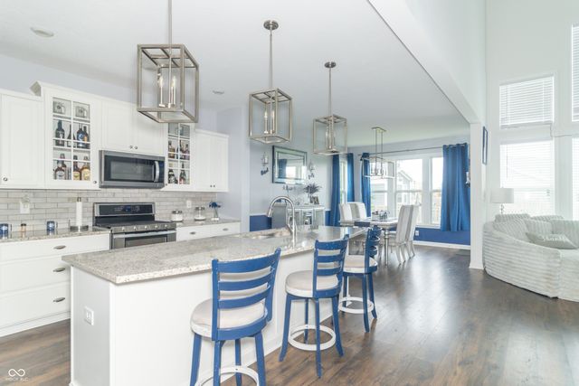 1020 Arthur Court, Greenfield, IN 46140