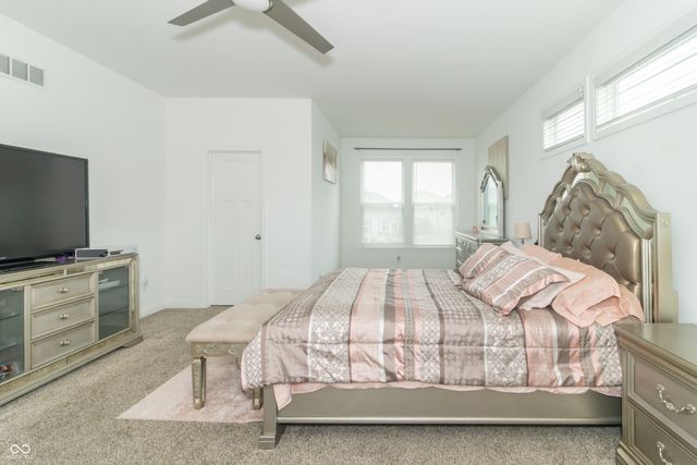 1020 Arthur Court, Greenfield, IN 46140