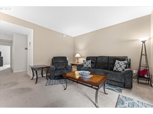 4604 Sw 11TH St, Gresham, OR 97080