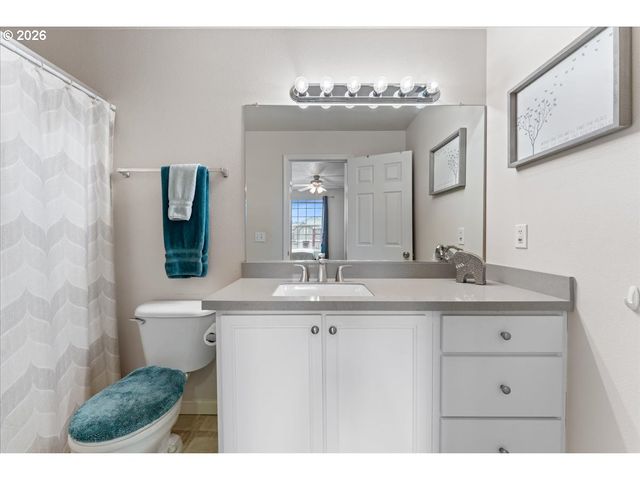 4604 Sw 11TH St, Gresham, OR 97080