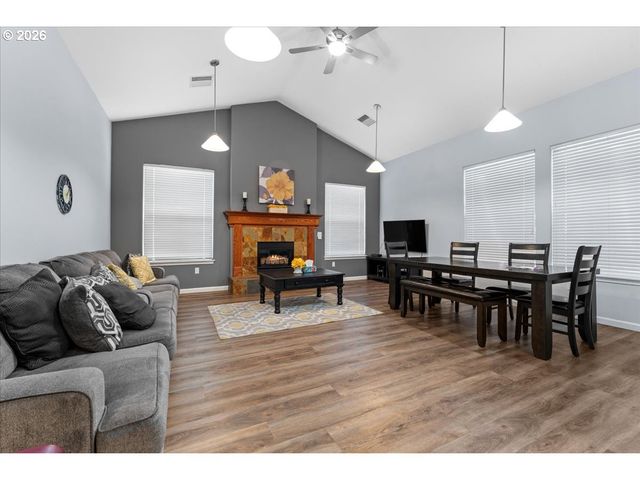 4604 Sw 11TH St, Gresham, OR 97080