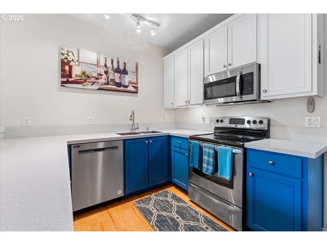 4604 Sw 11TH St, Gresham, OR 97080