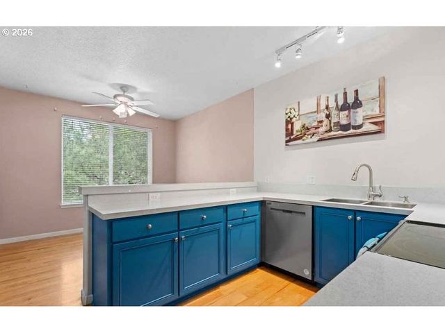 4604 Sw 11TH St, Gresham, OR 97080
