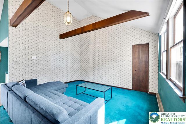 1335 Stonesthrow Road, Lower Saucon Twp, PA 18015