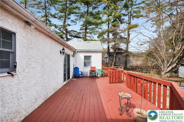 1335 Stonesthrow Road, Lower Saucon Twp, PA 18015