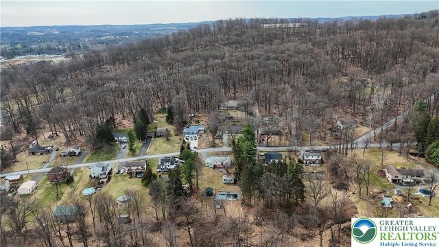 1335 Stonesthrow Road, Lower Saucon Twp, PA 18015