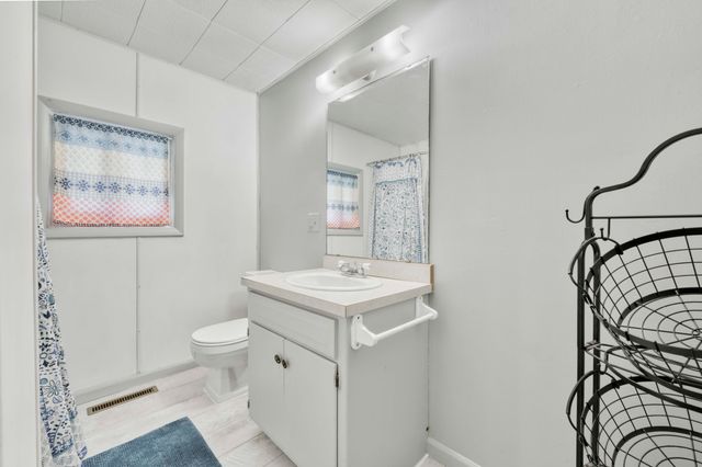 601 South 11th Avenue, Ozark, MO 65721