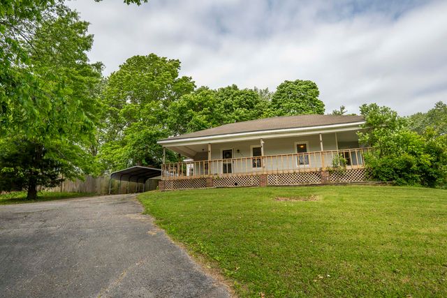 601 South 11th Avenue, Ozark, MO 65721