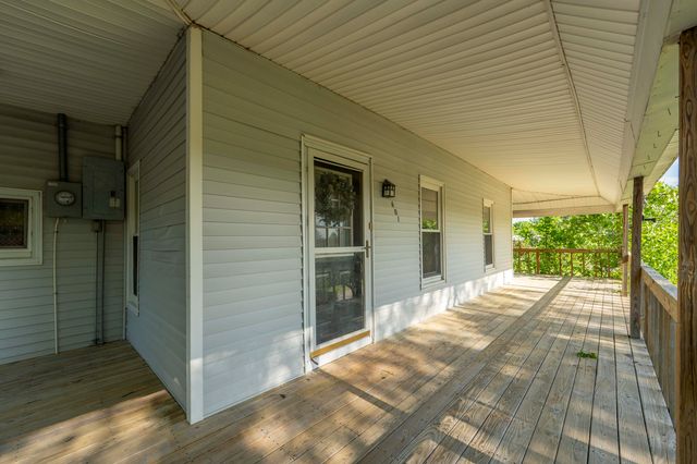 601 South 11th Avenue, Ozark, MO 65721