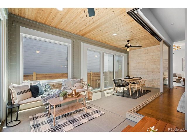 9409 E 58th Dr, Denver, CO 80238