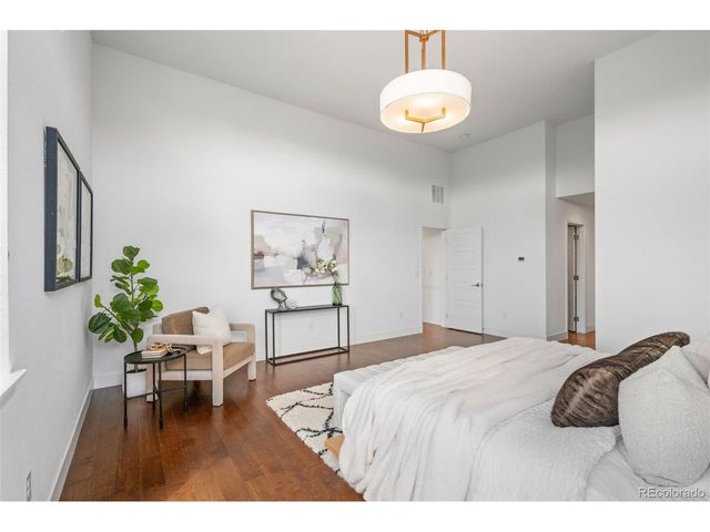 9409 E 58th Dr, Denver, CO 80238