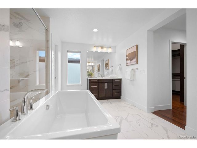 9409 E 58th Dr, Denver, CO 80238