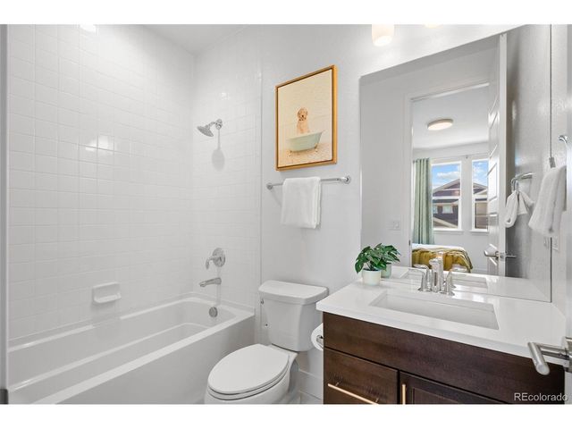 9409 E 58th Dr, Denver, CO 80238