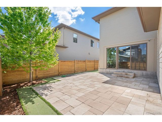 9409 E 58th Dr, Denver, CO 80238