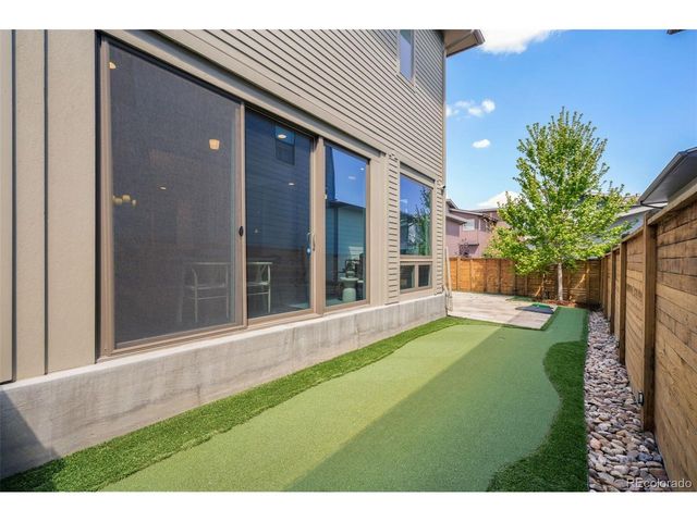 9409 E 58th Dr, Denver, CO 80238
