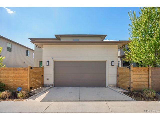 9409 E 58th Dr, Denver, CO 80238