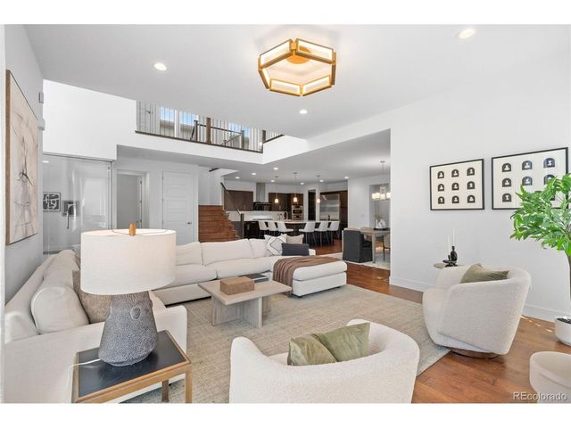 9409 E 58th Dr, Denver, CO 80238