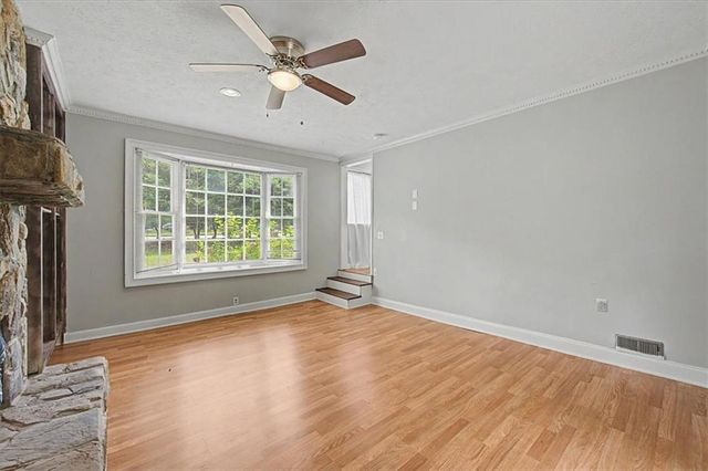 3711 Shallowford Road, Marietta, GA 30062