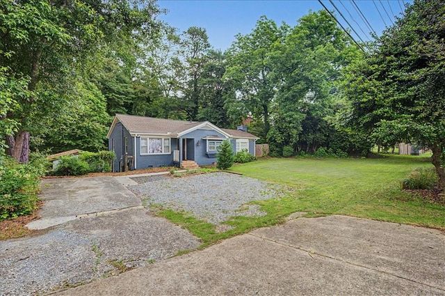 3711 Shallowford Road, Marietta, GA 30062