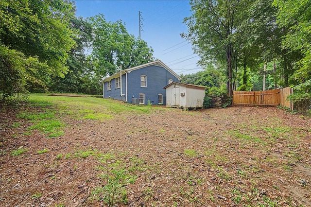 3711 Shallowford Road, Marietta, GA 30062