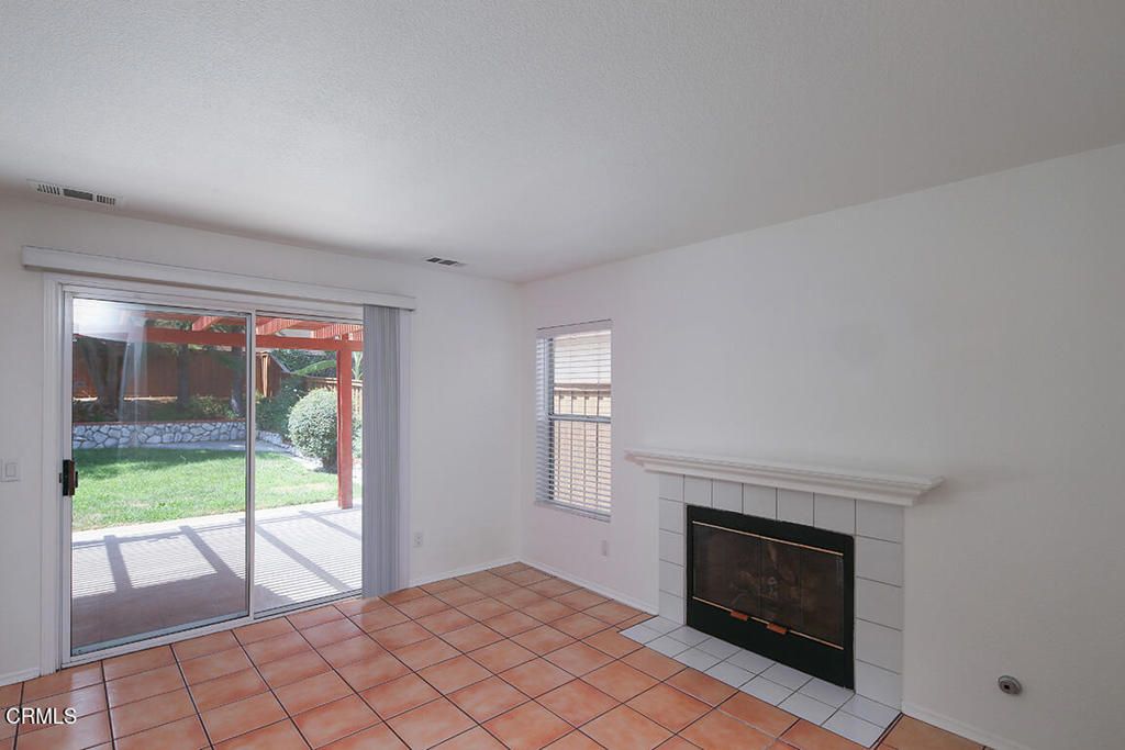 Image 11 of property listing at 43085 Corte Salamanca, Temecula, CA 92592